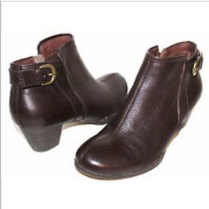 Montana brown leather ankle bootie low heel